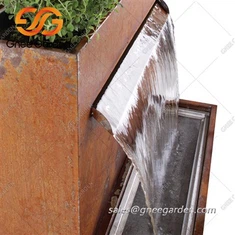 Recurso de água de esfera de aço Corten