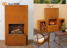 Lareira grande em aço Corten de formato quadrado